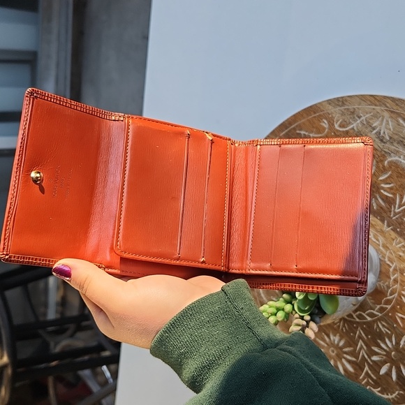 Louis Vuitton Epi Leather Double Snap Wallet in Congnac Color w/ COA - Picture 7 of 14